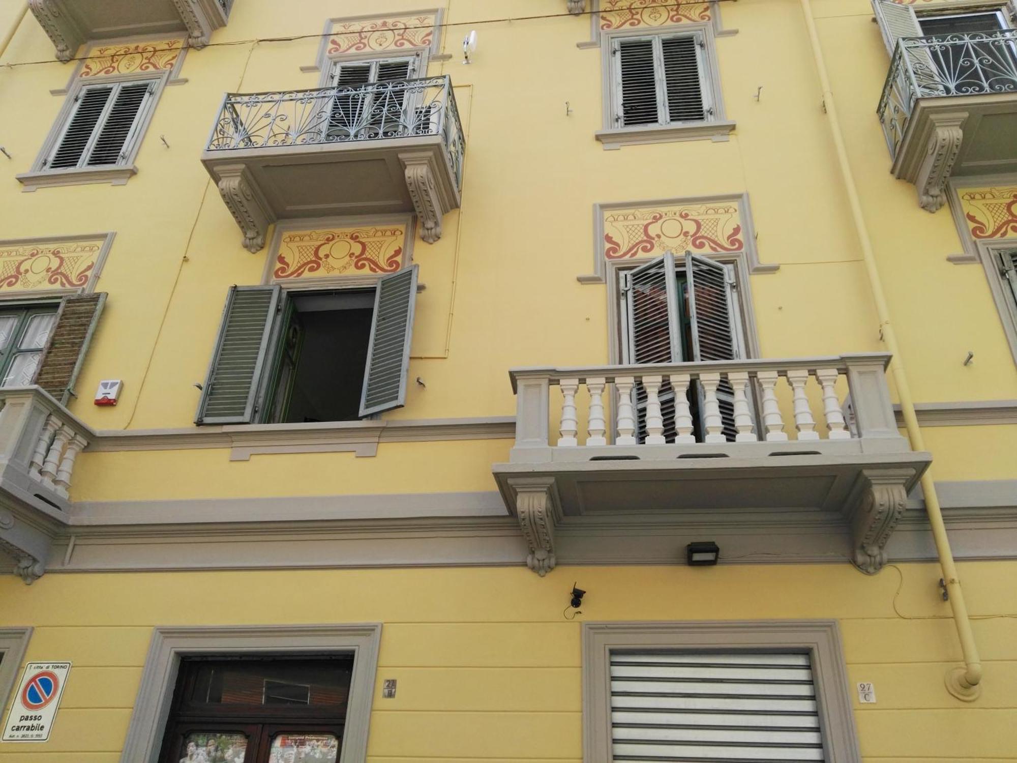 Via Palestrina - Corso Vercelli Turin Bagian luar foto